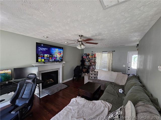 18 Boston Harbor, Cameron, NC 28326
