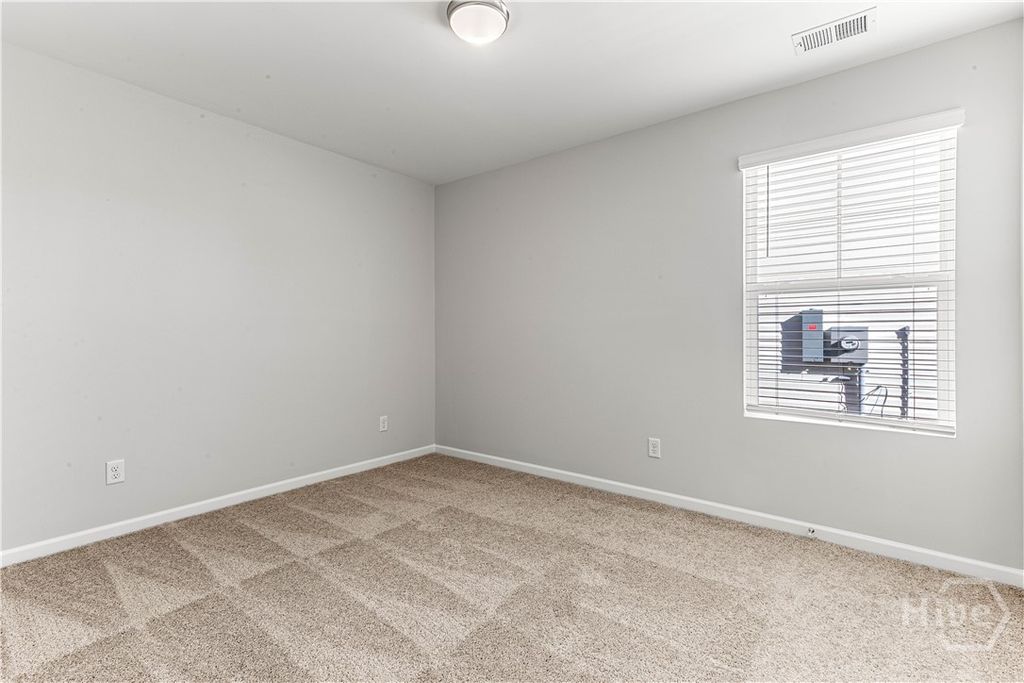 Image 10 of property listing at 110 Hasty Point Road, Savannah, GA 31407