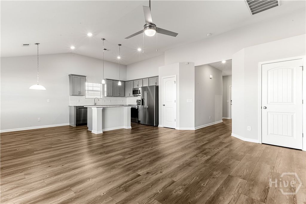 Image 15 of property listing at 110 Hasty Point Road, Savannah, GA 31407