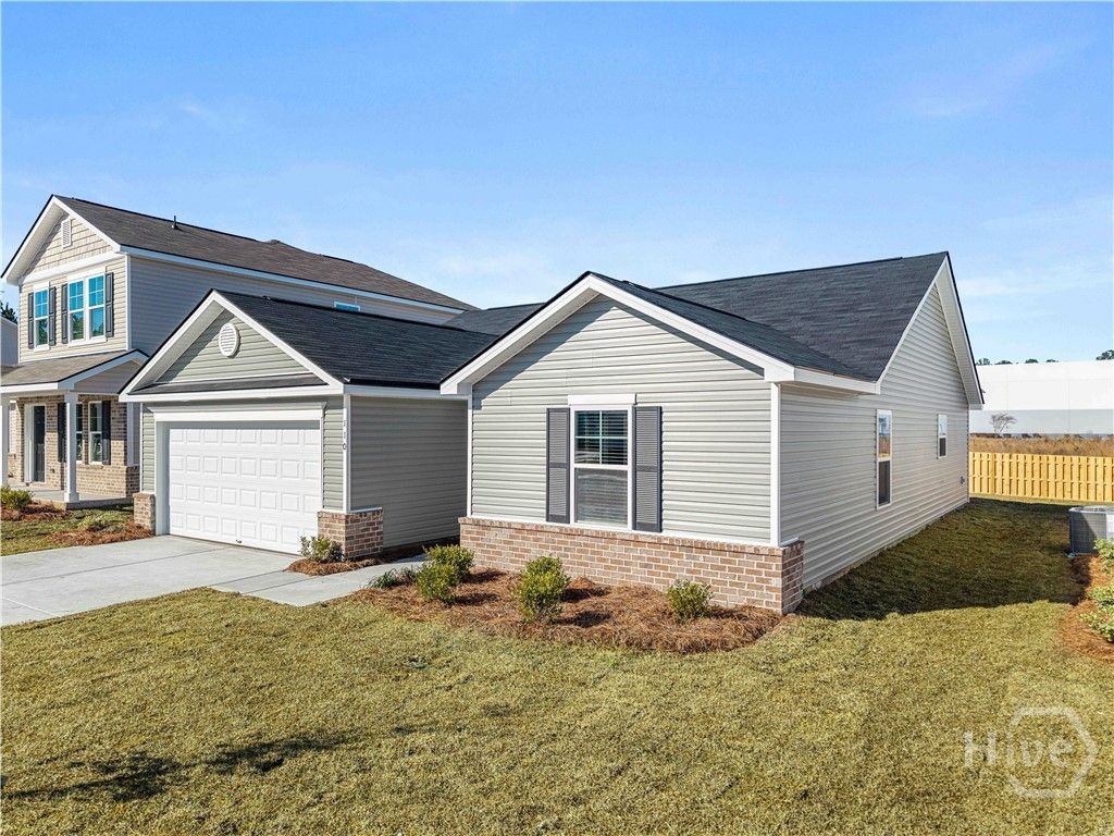 Image 3 of property listing at 110 Hasty Point Road, Savannah, GA 31407