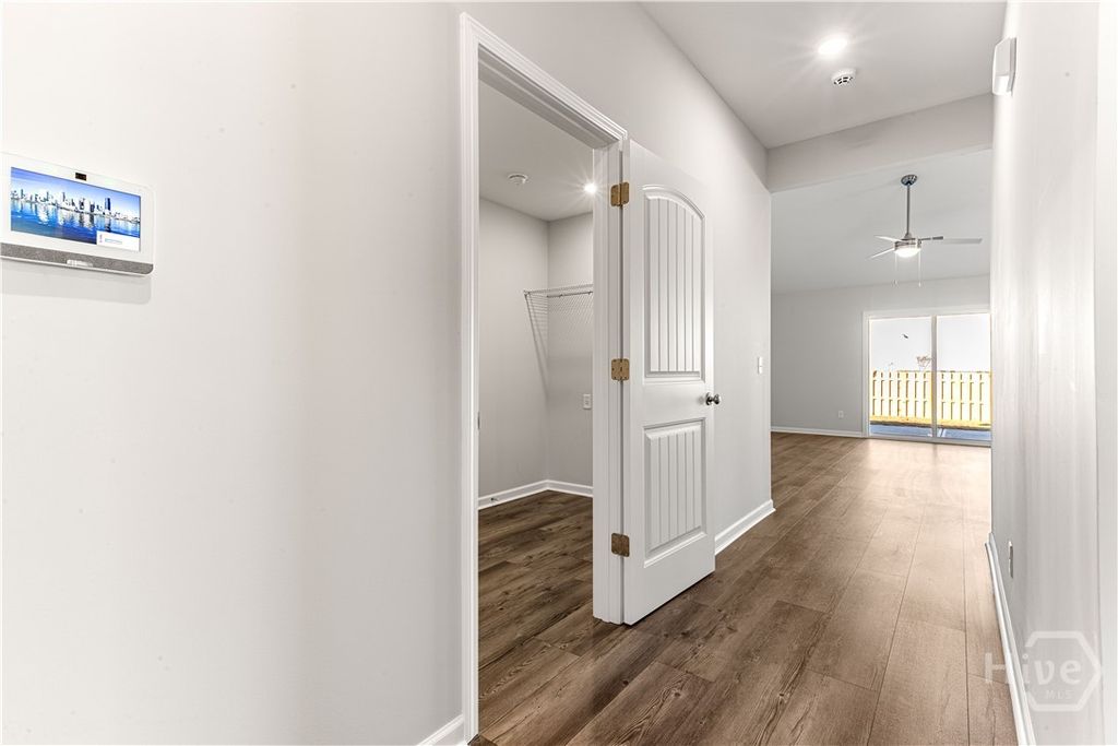 Image 6 of property listing at 110 Hasty Point Road, Savannah, GA 31407