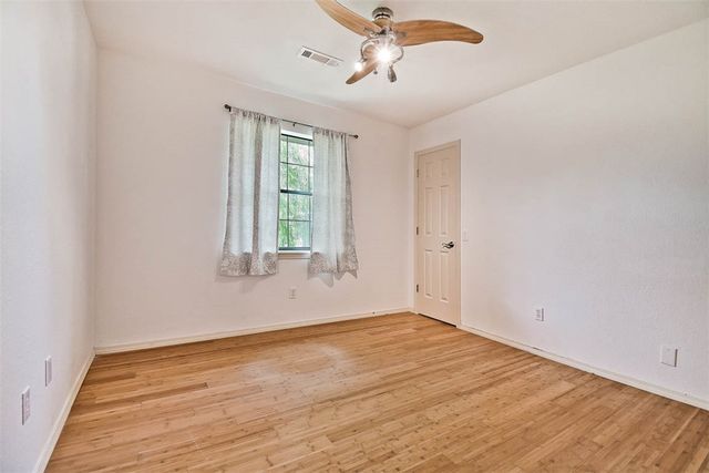 1304 NW K Street, Bentonville, AR 72712