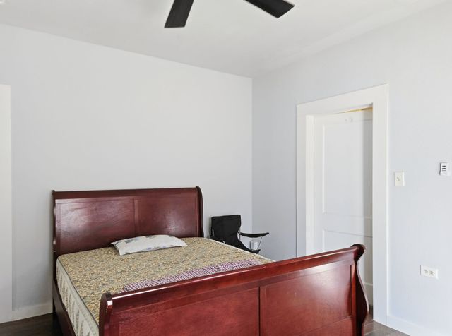 823 S Beacon Street, Dallas, TX 75223