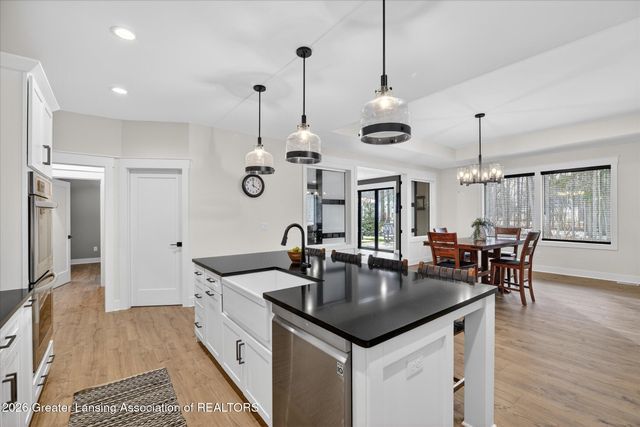 4339 River Glen Drive, Okemos, MI 48864