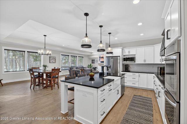 4339 River Glen Drive, Okemos, MI 48864