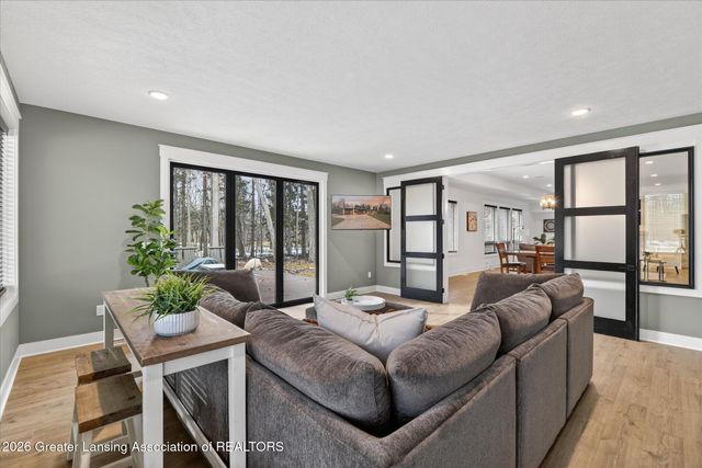 4339 River Glen Drive, Okemos, MI 48864