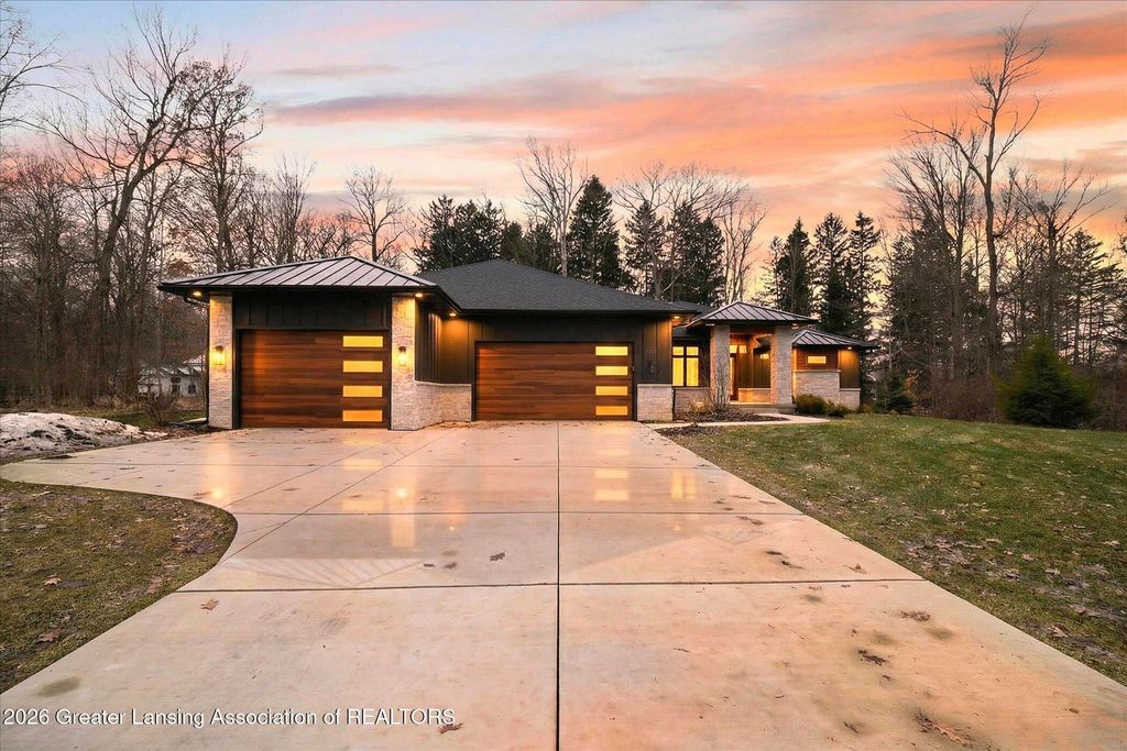 4339 River Glen Drive, Okemos, MI 48864