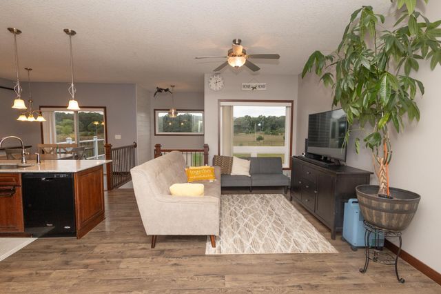 30668 139th Street NW, Princeton, MN 55371
