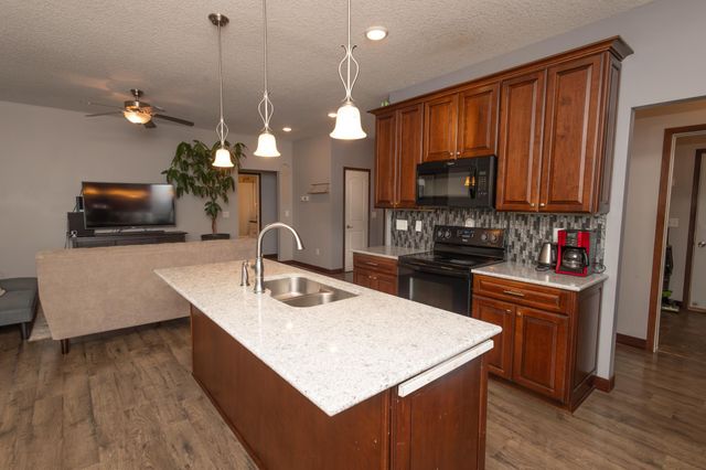 30668 139th Street NW, Princeton, MN 55371