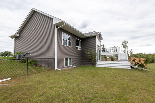 30668 139th Street NW, Princeton, MN 55371