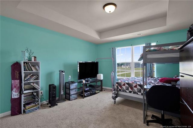 6132 Shannon Woods Way, Hope Mills, NC 28348