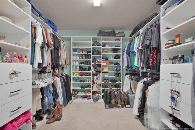 6132 Shannon Woods Way, Hope Mills, NC 28348