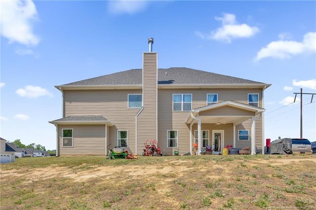 6132 Shannon Woods Way, Hope Mills, NC 28348