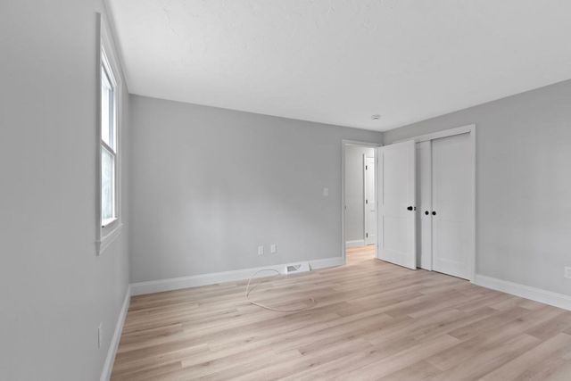 105 Arthur St, Brockton, MA 02302