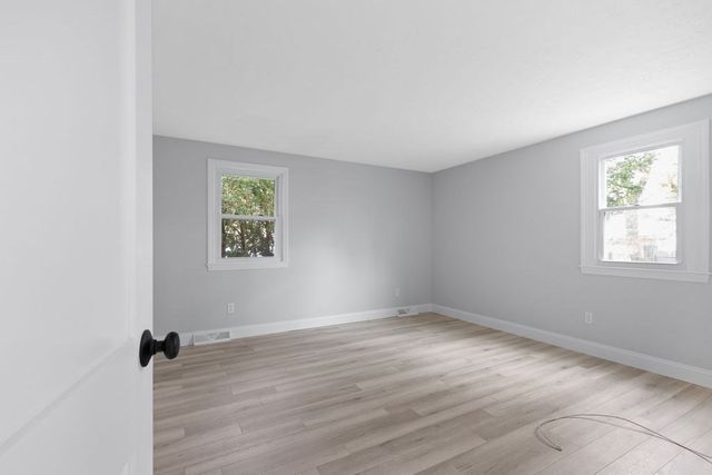 105 Arthur St, Brockton, MA 02302