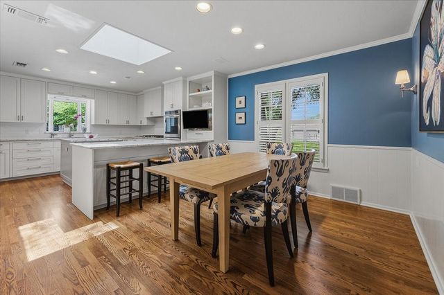 2209 Canterbury Drive, Westover Hills, TX 76107