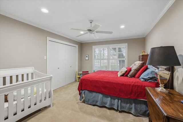 2209 Canterbury Drive, Westover Hills, TX 76107