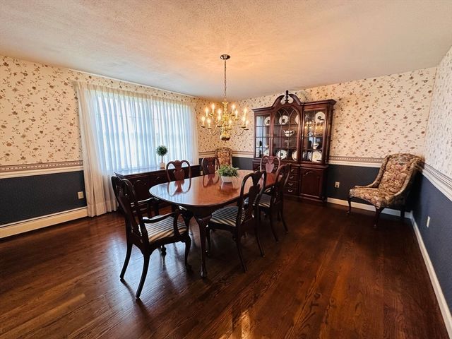 1107 Jackson Rd, Hardwick, MA 01037