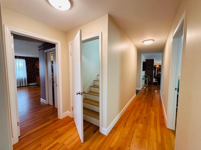 1107 Jackson Rd, Hardwick, MA 01037