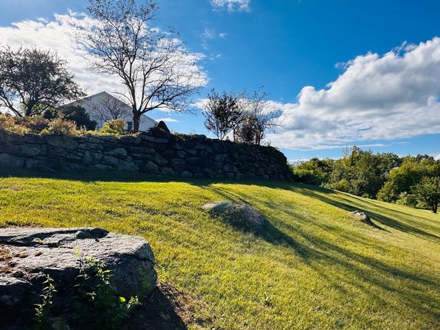 1107 Jackson Rd, Hardwick, MA 01037