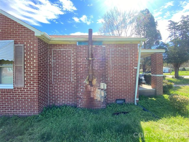 705 E Main Street, Cleveland, NC 27013