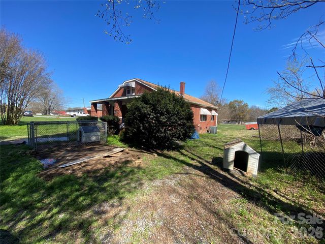 705 E Main Street, Cleveland, NC 27013