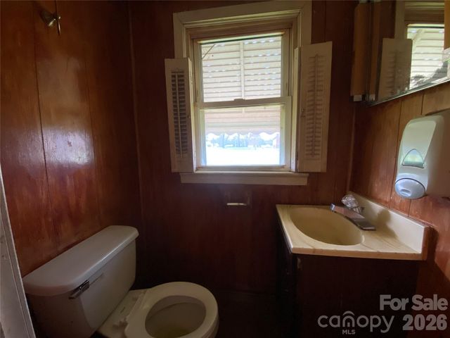 705 E Main Street, Cleveland, NC 27013