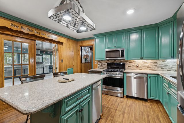 202 High St, Alexandria, TN 37012