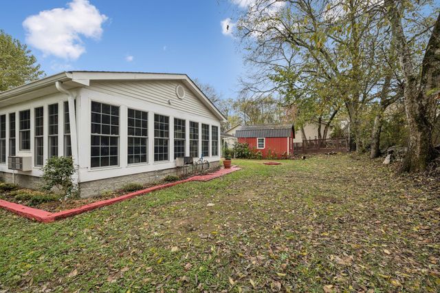 202 High St, Alexandria, TN 37012