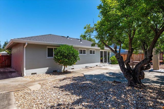3762 Carlysle Avenue, Santa Clara, CA 95051