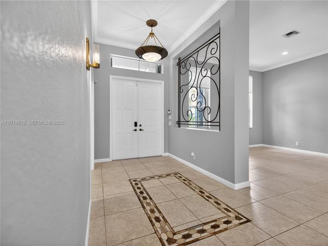 2288 Quail Roost Dr, Weston, FL 33327