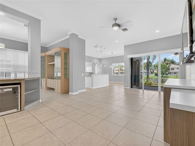 2288 Quail Roost Dr, Weston, FL 33327