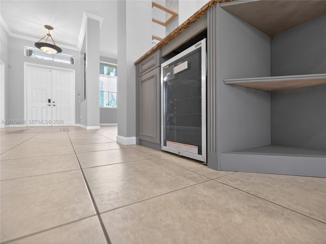 2288 Quail Roost Dr, Weston, FL 33327