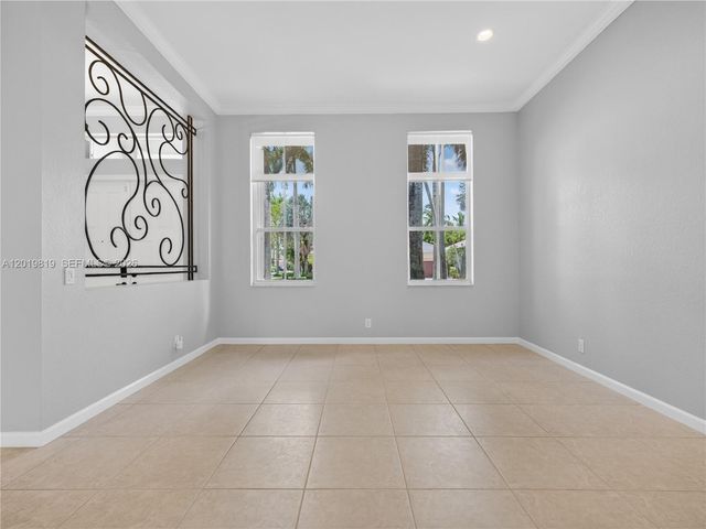 2288 Quail Roost Dr, Weston, FL 33327