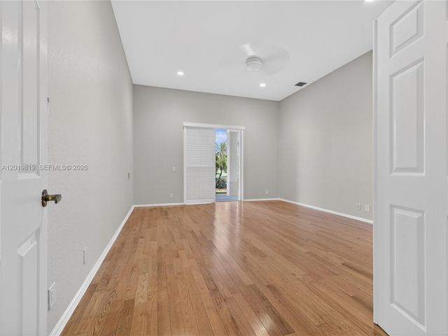 2288 Quail Roost Dr, Weston, FL 33327