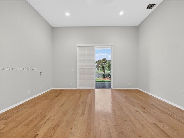 2288 Quail Roost Dr, Weston, FL 33327