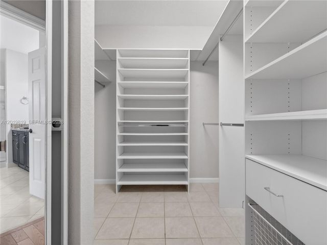 2288 Quail Roost Dr, Weston, FL 33327