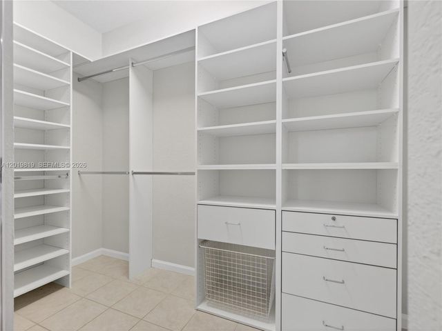 2288 Quail Roost Dr, Weston, FL 33327