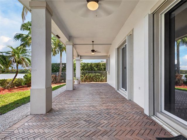 2288 Quail Roost Dr, Weston, FL 33327