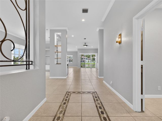 2288 Quail Roost Dr, Weston, FL 33327