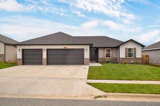 3363 W Mccanse Street, Springfield, MO 65803
