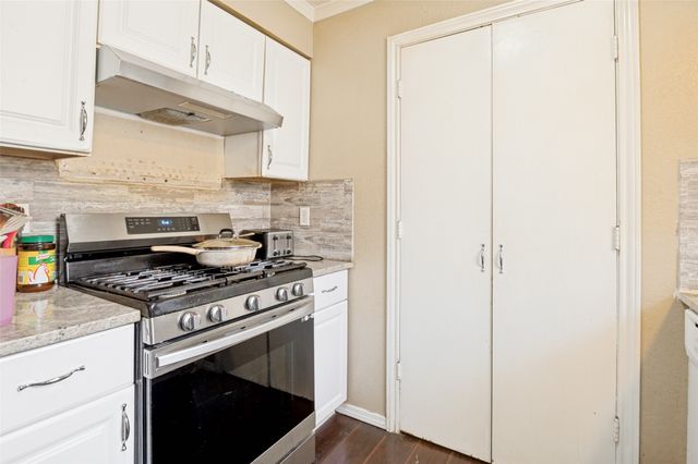 1325 Abbott Drive, Irving, TX 75060