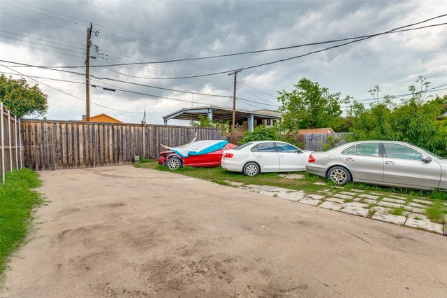 1325 Abbott Drive, Irving, TX 75060