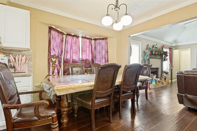 1325 Abbott Drive, Irving, TX 75060