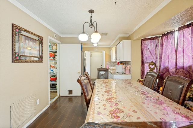 1325 Abbott Drive, Irving, TX 75060