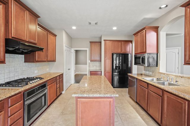 1606 Sunderland Drive, Sugar Land, TX 77479