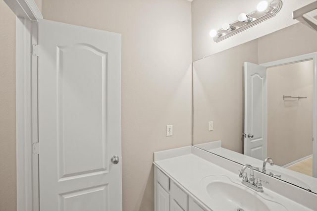 1606 Sunderland Drive, Sugar Land, TX 77479
