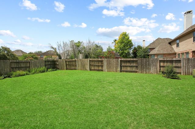 1606 Sunderland Drive, Sugar Land, TX 77479