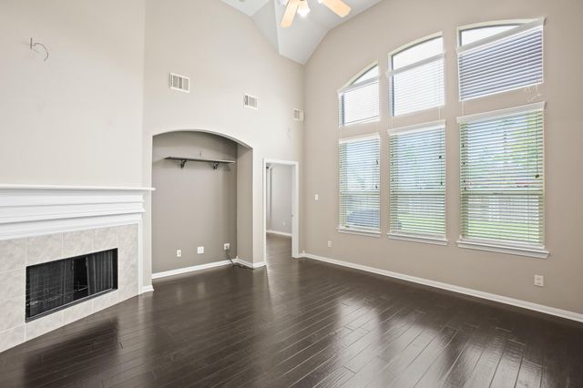 1606 Sunderland Drive, Sugar Land, TX 77479