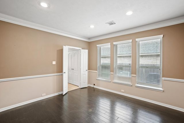 1606 Sunderland Drive, Sugar Land, TX 77479